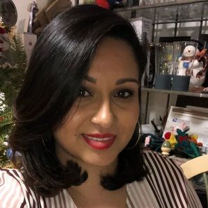 Meet your Posher, Sandra